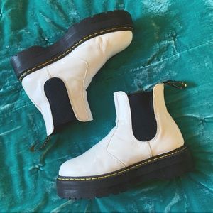 Dr. Martens 2975 Chelsea Quad Platform Ankle Boots women’s size 10 men’s size 9